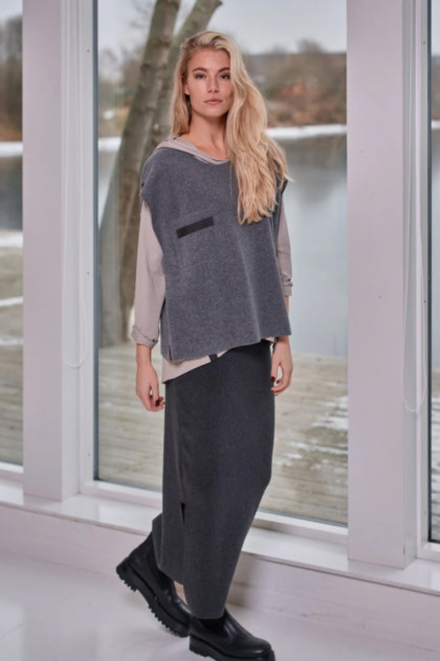 Tops, T-Shirts & Sweaters | Fashion Henriette Steffensen Henriette Steffensen Fleece Vest Grey