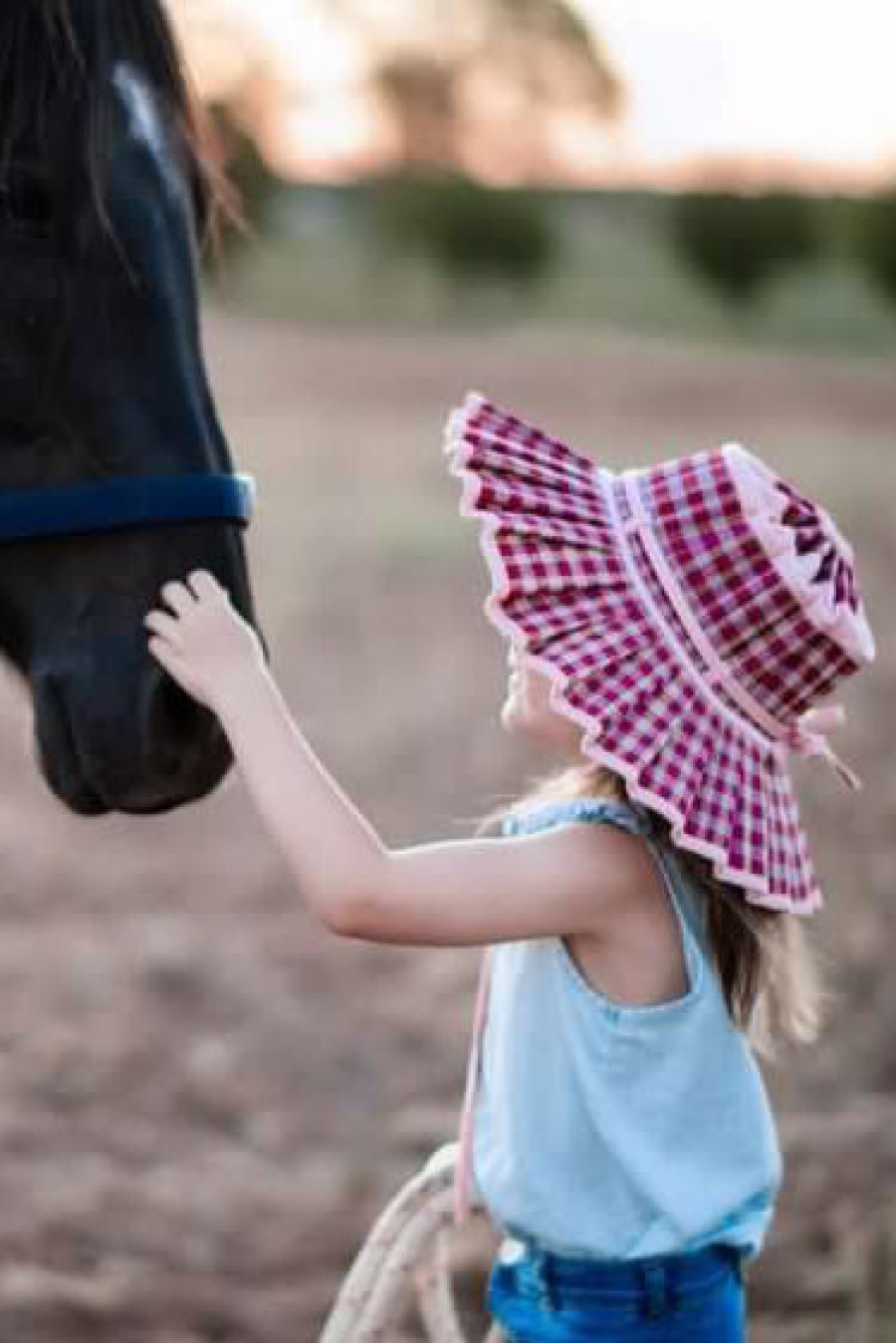 Kids' Accessories: Hats, Scarves & Baby Blankets | Fashion Lorna Murray Lorna Murray Child Island Capri Hat Santa Barbara